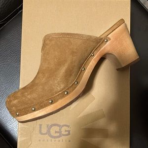 UGG Abbie Clog